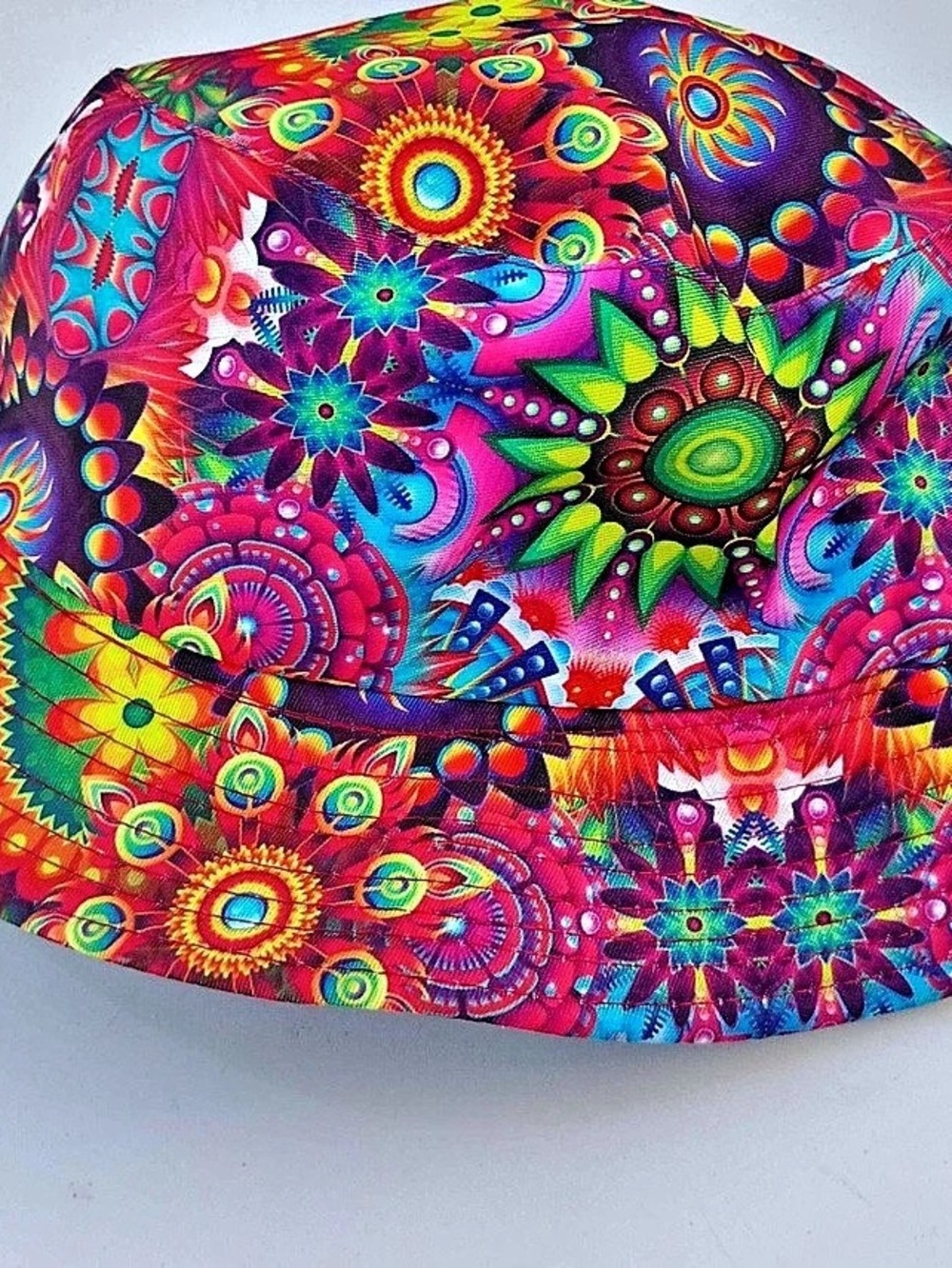 Multicolor Bucket Hat Like New